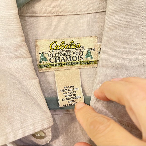 Cabela's Tan heavy weight Shirt Large Regular - Picture 3 of 3